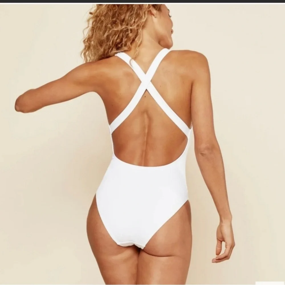 Andie Classic White One Piece Swimsuit - Picture 3 of 11